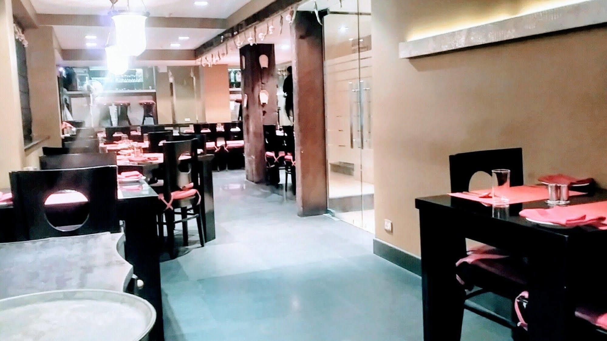 美特罗普尔酒店 加尔各答 外观 照片